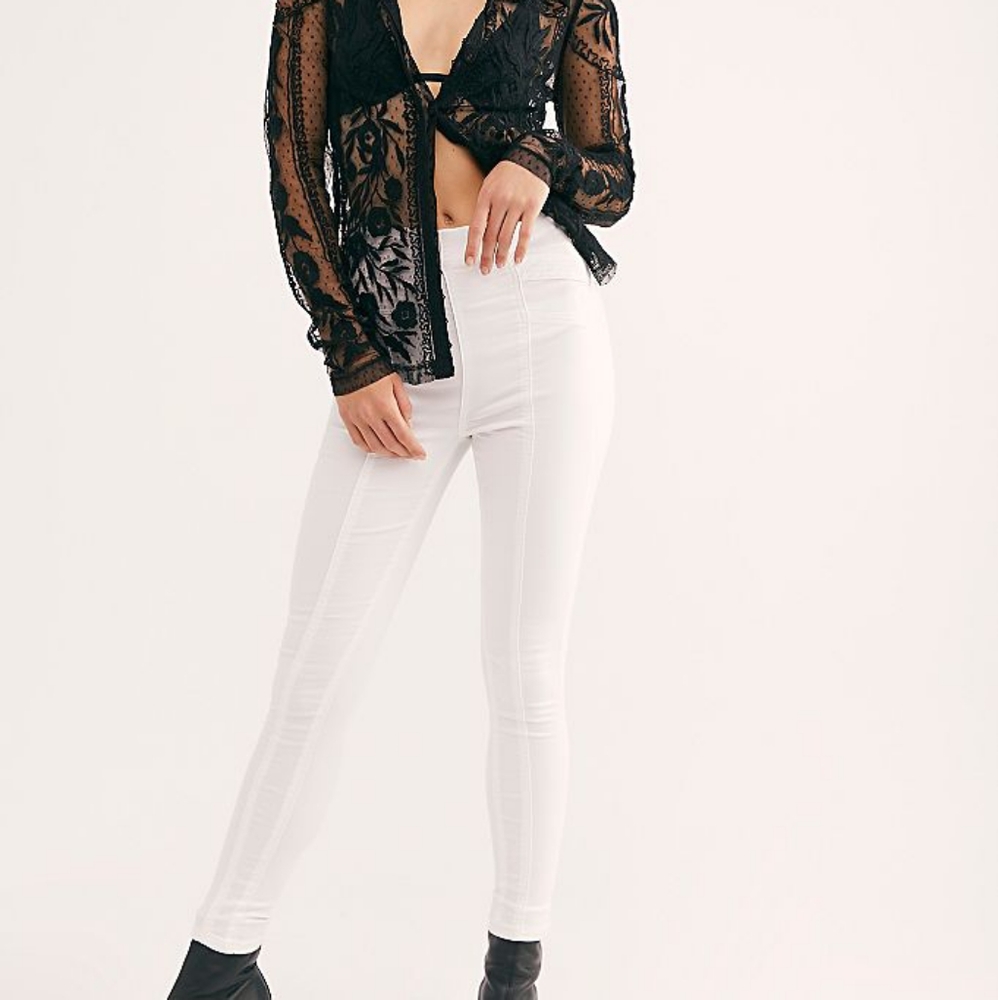 NWT Free People Feel Alright Skinny Jeans-never worn!